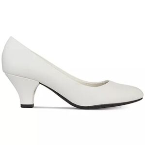 NWB Easy Street Fabulous Pumps In White Size 9.5